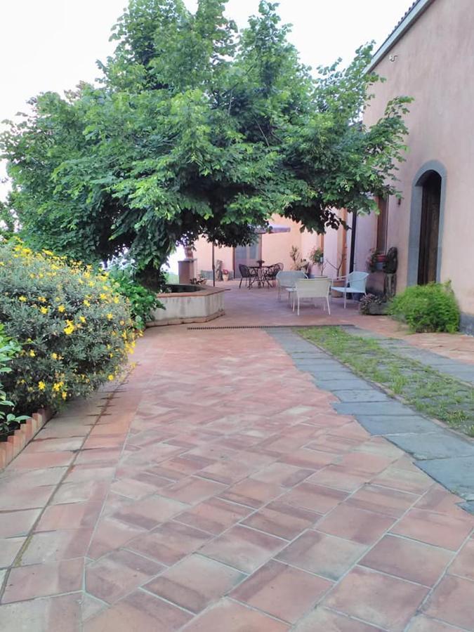 La corte di Bafè B&B Slow Life Zafferana Etnea Extérieur photo